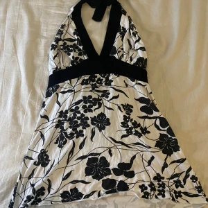 Linne - Säljer för den inte kommer till användning🩷