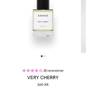 Säljer nu denna parfym från Essnce som är en dupe av Tom Ford’s Lost Cherry. Endast använd en gång för att se hur den luktade. 