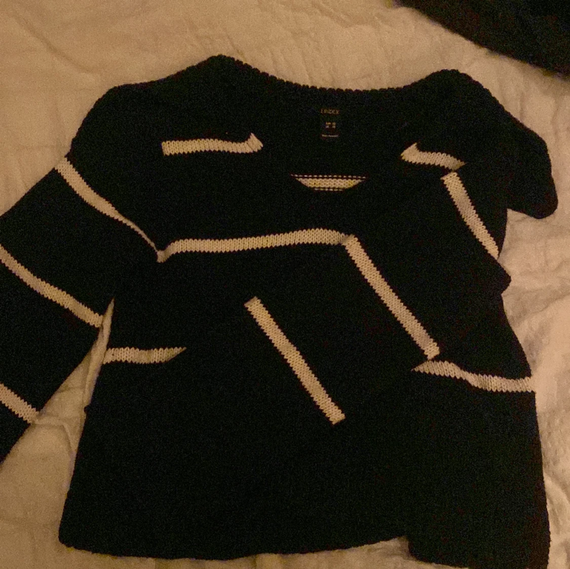 Stickad tröja