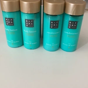 Rituals karma reseförpackningar - Se bild. 4st conditioner, 4st bodylotion.   Tar ej ansvar för postens slarv.