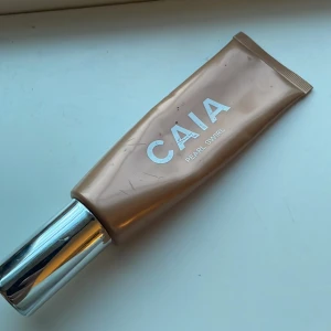 Highliter - Säljer denna highliter frpn Caia i färgen pearl swirl