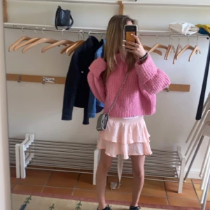 Rosa stickad tröja  - Superfin rosa stickad tröja ifrån zara🥰🥰