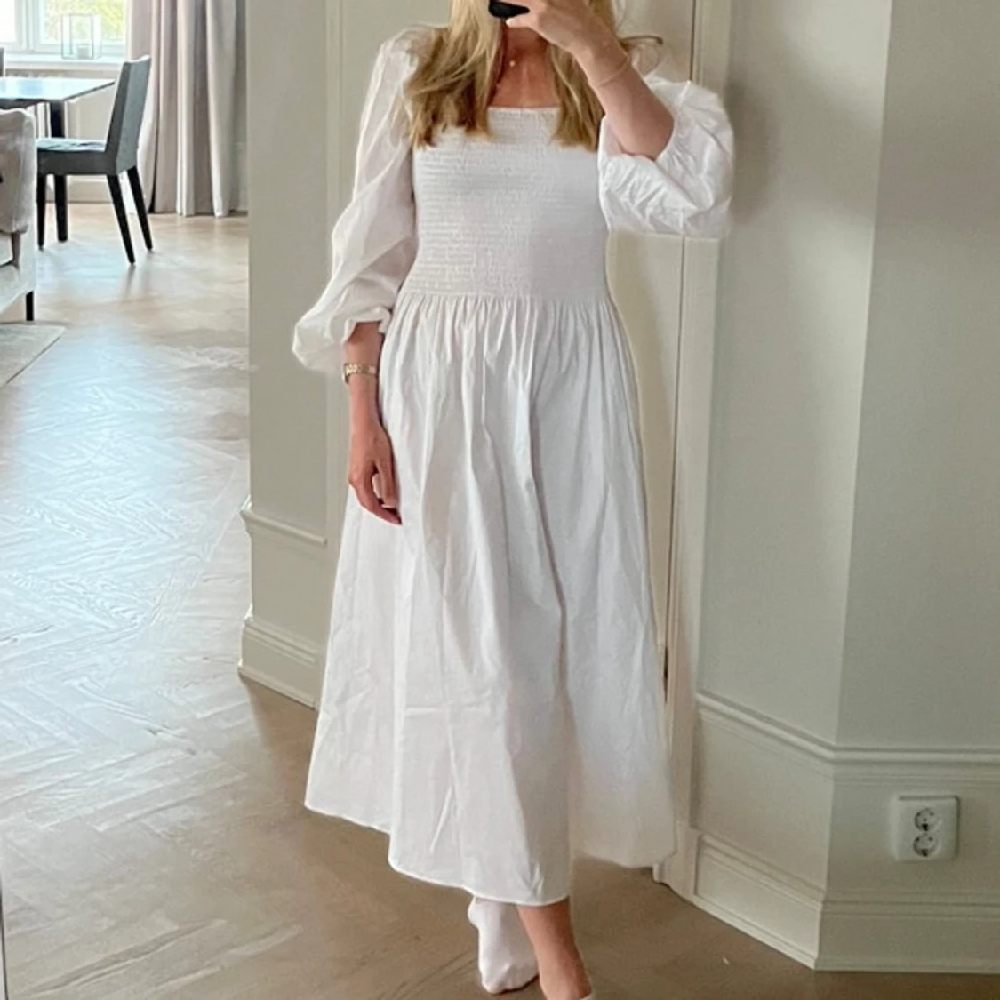 Vit klänning från COS