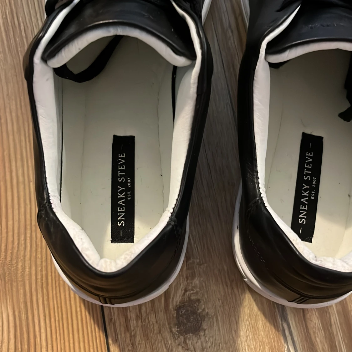 Sneakers - Sneaky Steve - 91