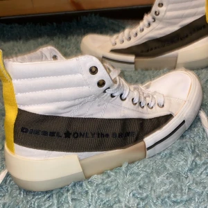 Diesel  - Diesel skor i bra skick 