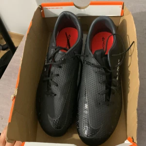 Nike phantom  - Helt ny skicka, sköna skor svarta stl 45