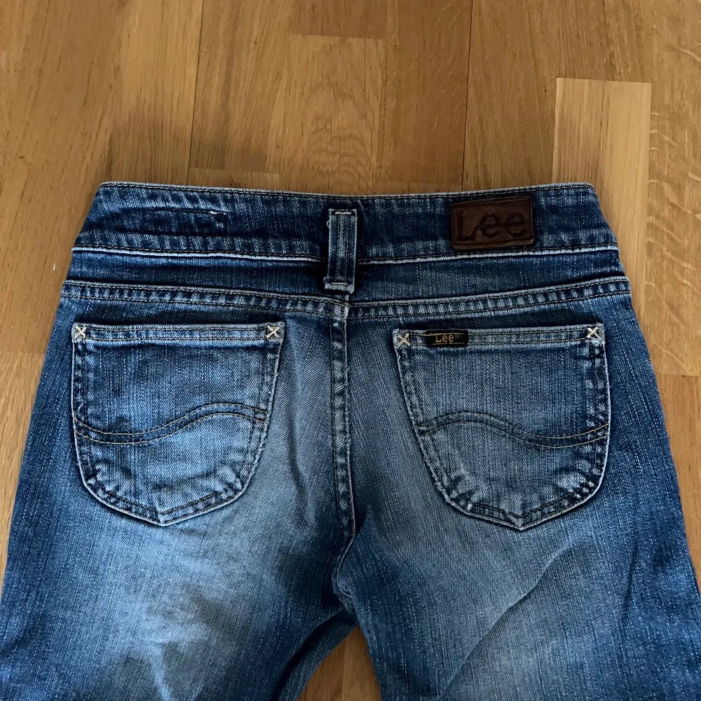 Lågmidjade jeans från Lee 🫰🏻. Jeans & Byxor.