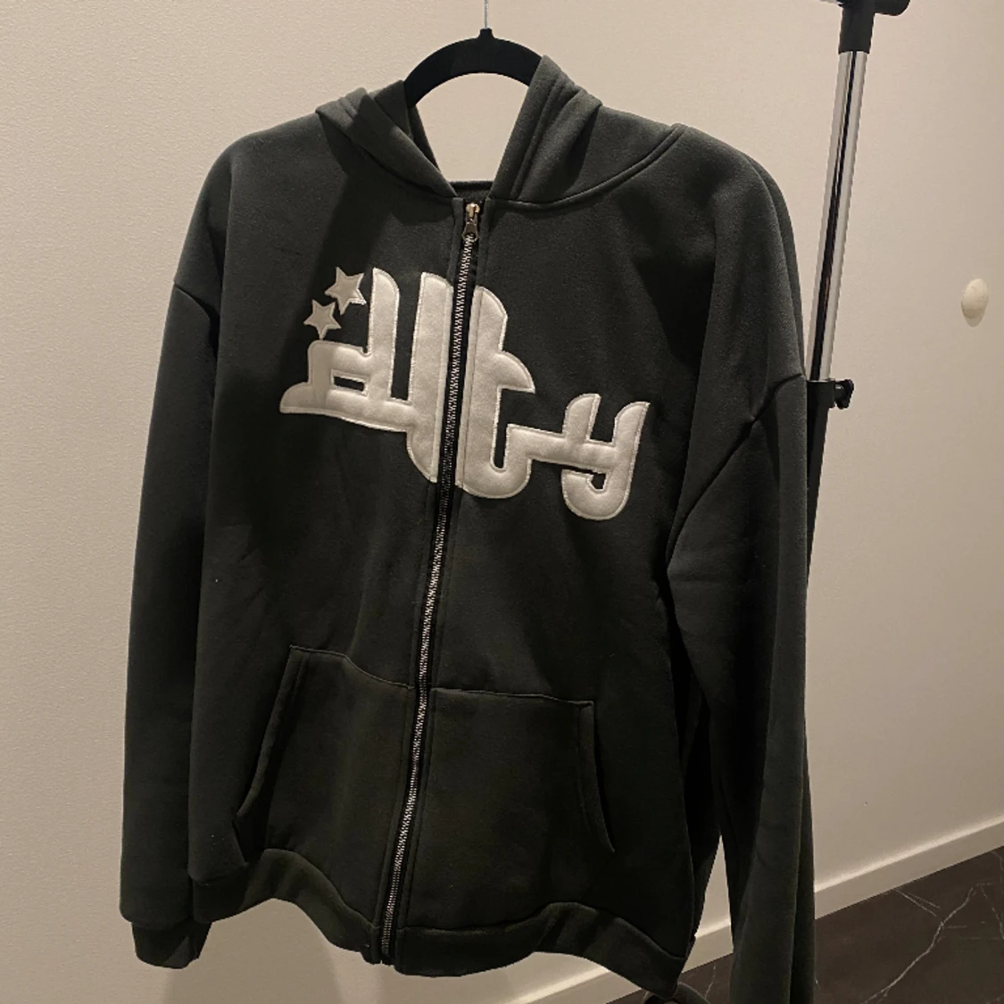 DTY Sweater Cardigan - 90