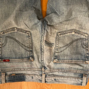 Jeans  - Jättefina jeans tyvärr passar dem inte mig🤧 skriv vid frågor❤️ 
