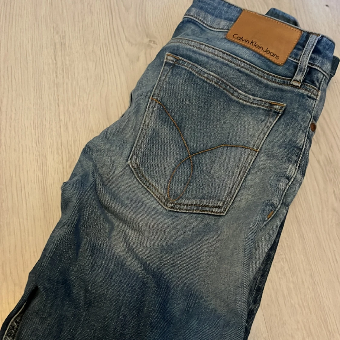 Calvin Klein jeans!  - 90
