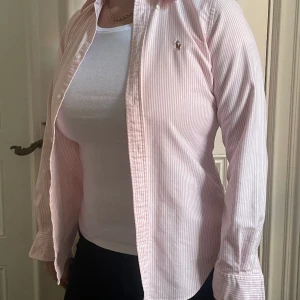 Ralph Lauren skjorta - Ralph Lauren skjorta  Skick 10/10 Stl 4, 36, S