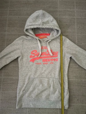 Superdry Hoodie - Säljer en snygg hoodie från Superdry