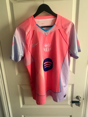 Barcelona tröja - Pedri #8 Barca tröja. Aldrig använt. Mycket bra kvalitet. Skriv om du undrar något 👍