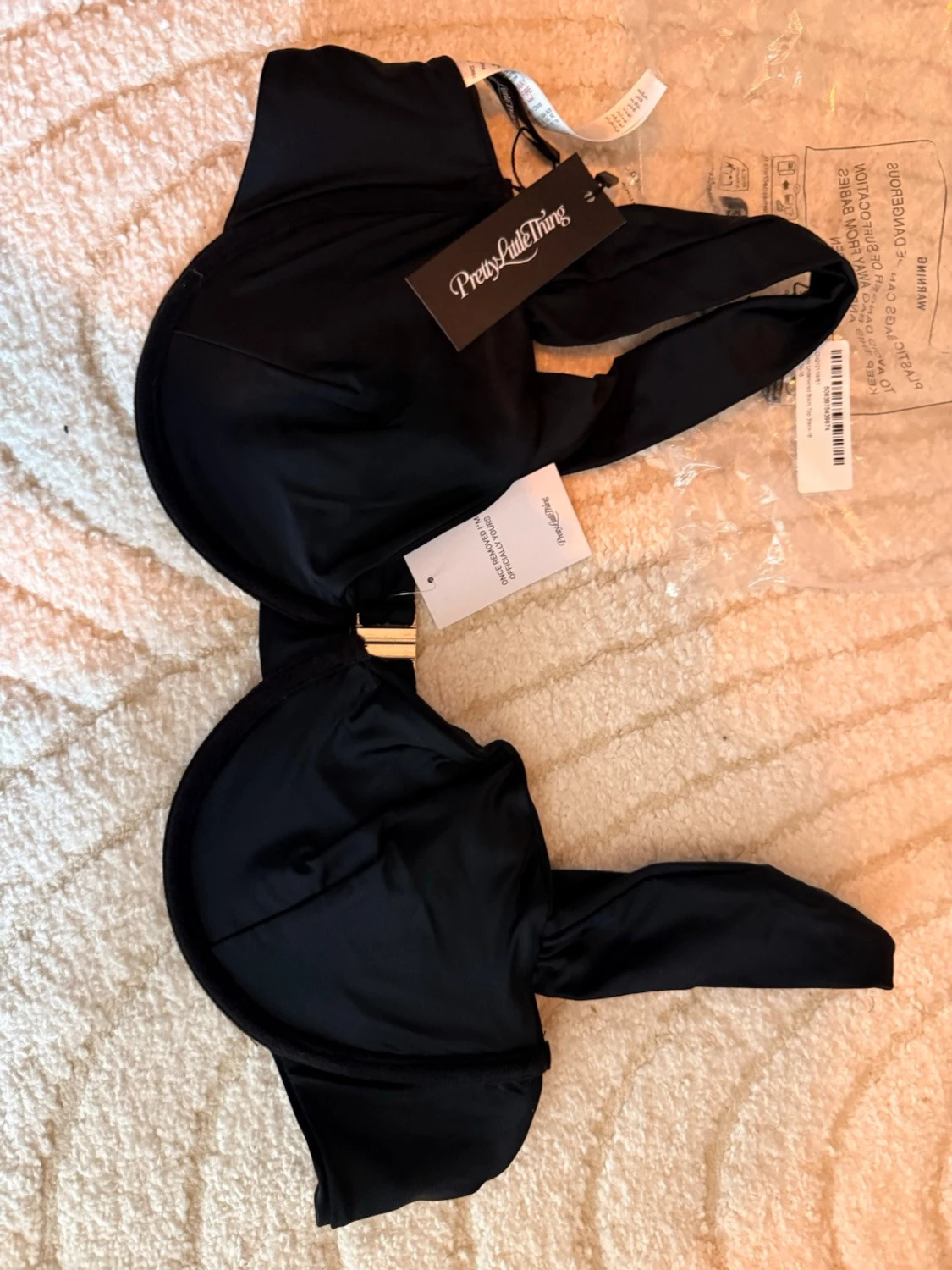 Svart bikiniöverdel PrettyLittleThing - 1