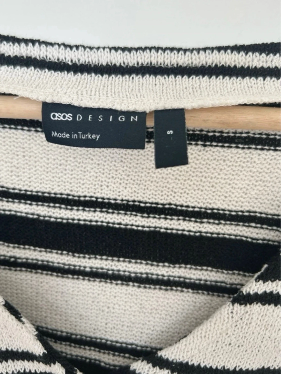 Randig stickad kofta från ASOS DESIGN - 1