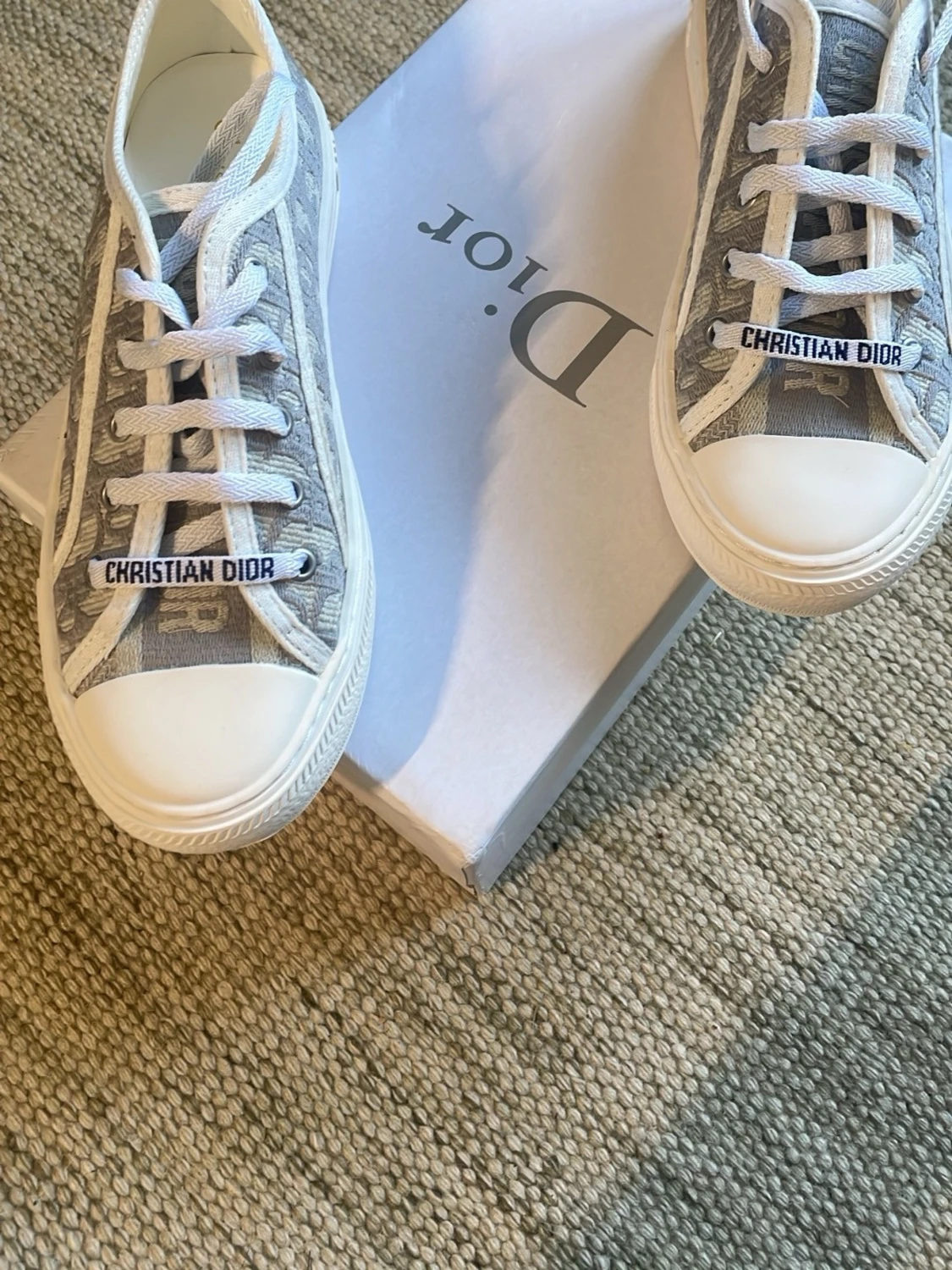 Sneakers - 3