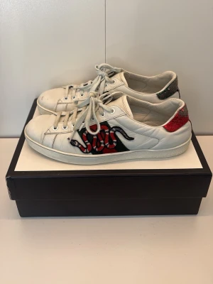 Gucci snake skor - Gucci snake | skick: 7/10 | storlek: 43 | box tillkommer |  skriv vid minsta fråga eller fundering✍️
