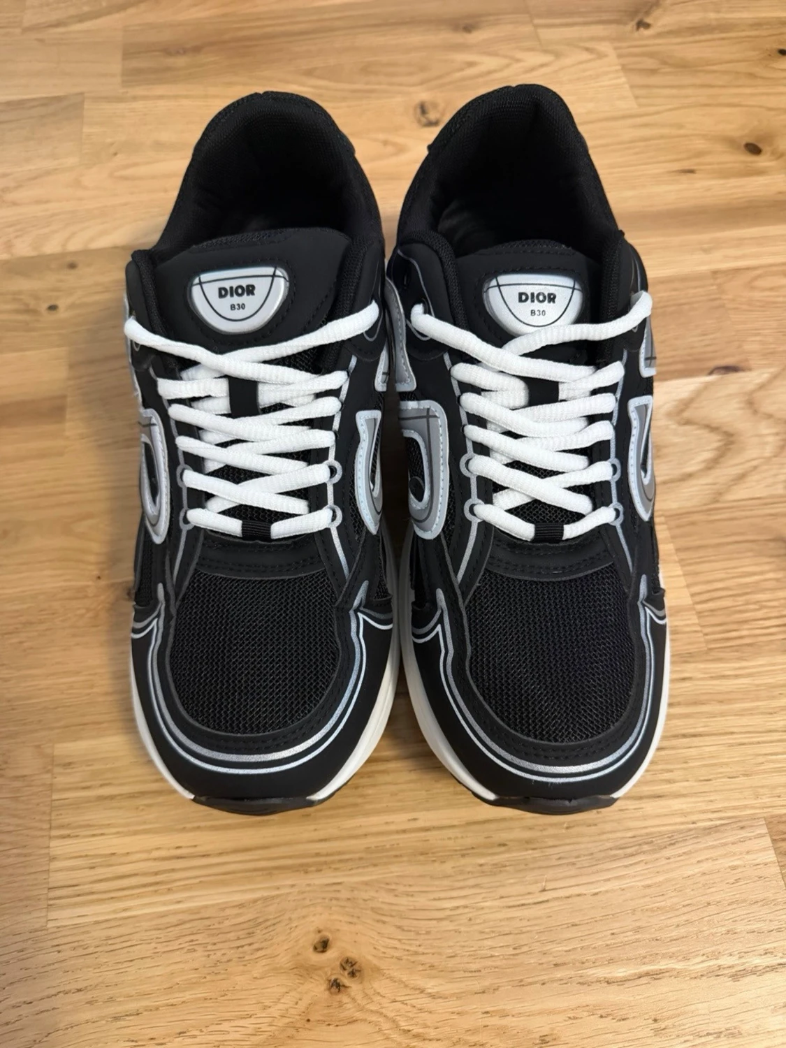 Sneakers - 2