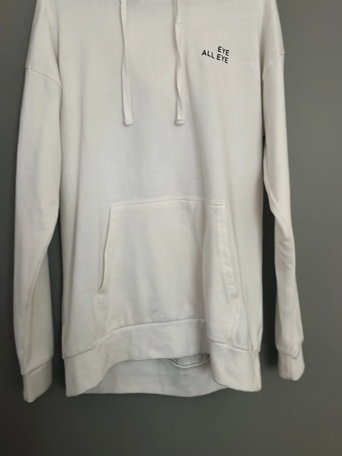 Vit hoodie med tryck EYE ALL EYE