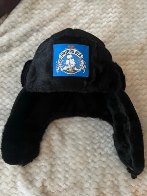 Pälsmössa - Pälsmössa