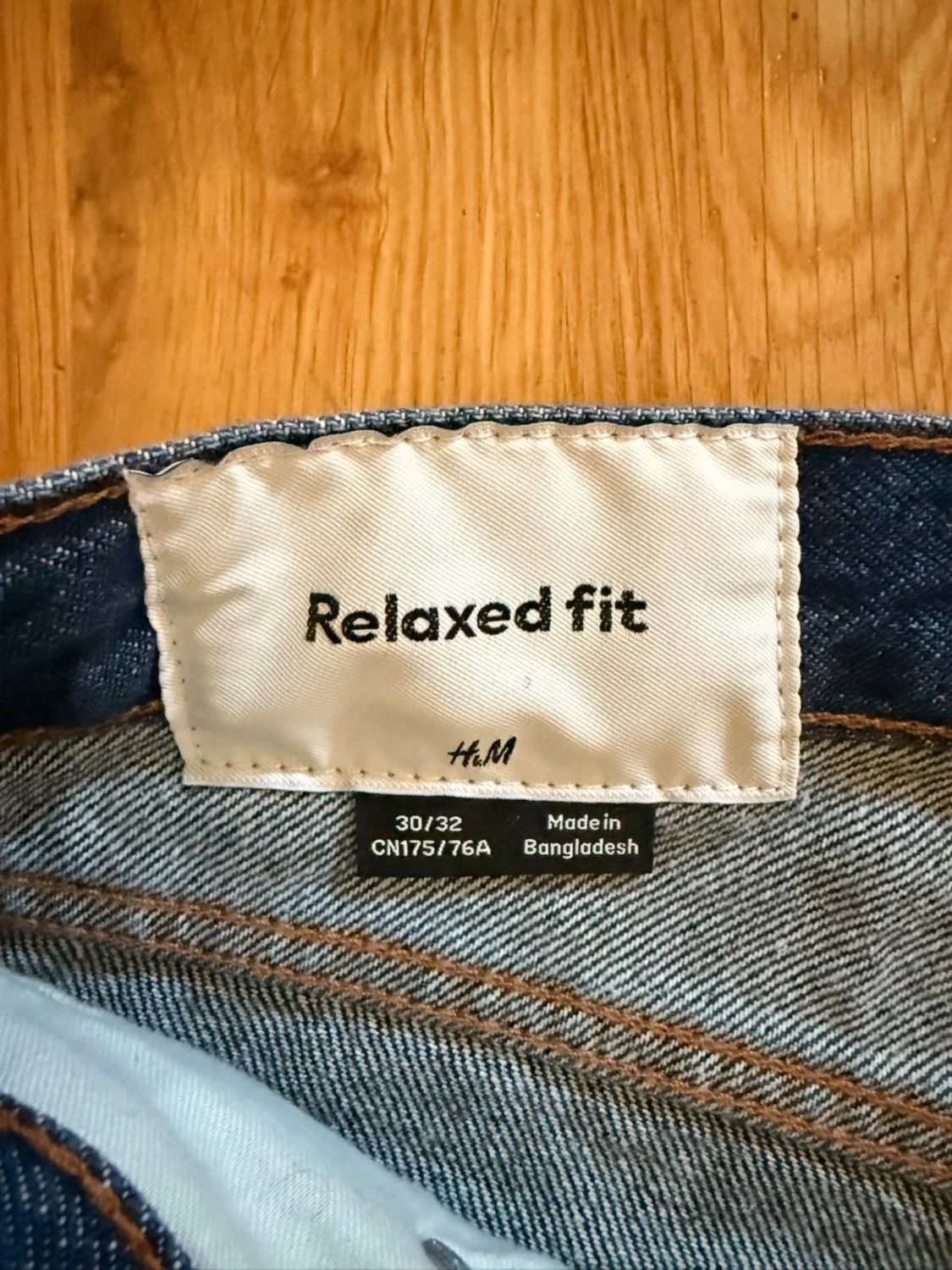 H&M relaxed fit jeans - 2