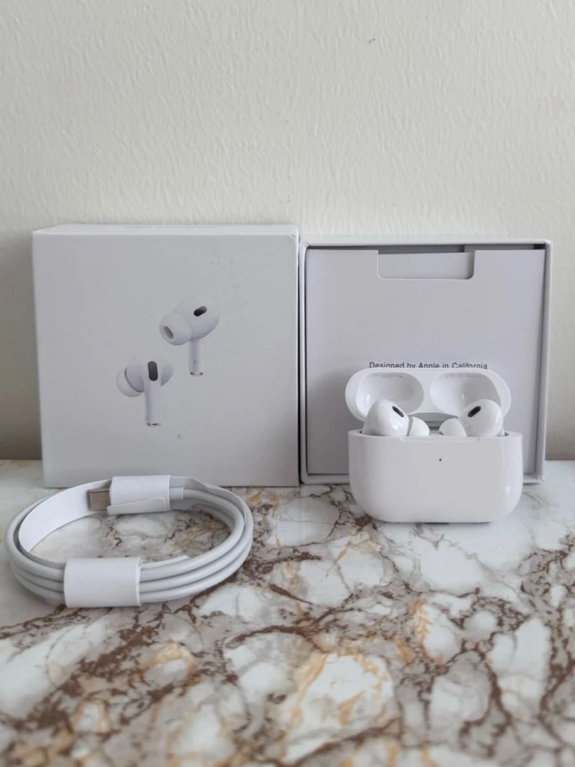 Vita trådlösa in-ear hörlurar