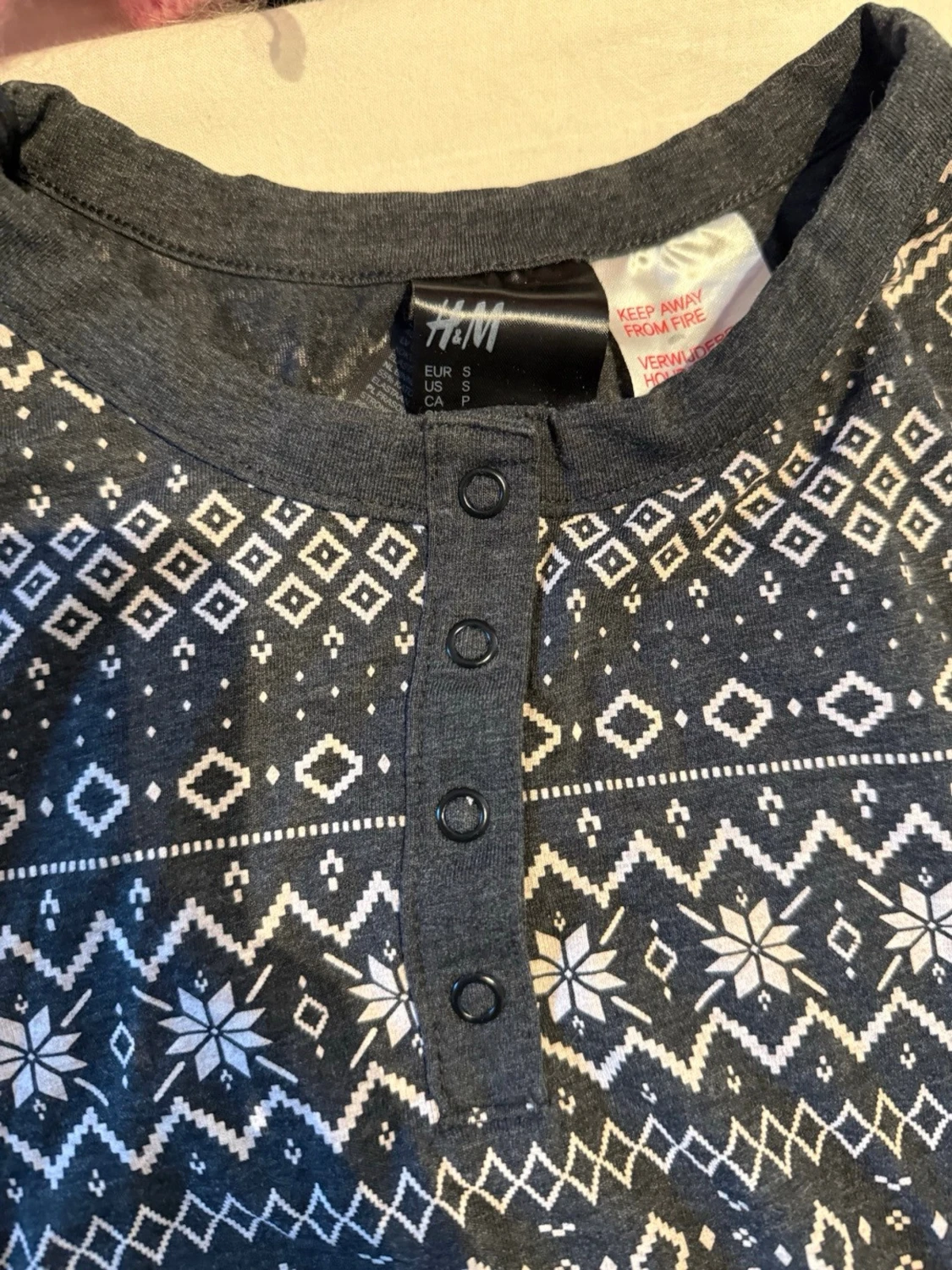 Mörkgrå pyjamas med mönster - 2