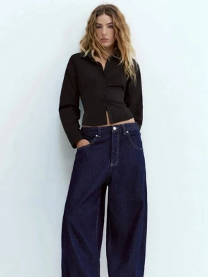Slutsåld pull and bear skjorta - Snygg figursydd skjorta från pull and bear, slutsåld överallt 