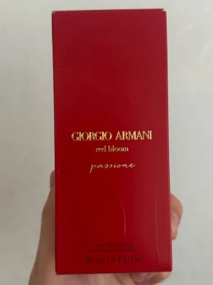 Giorgio Armani Sì Passione Red Bloom EdP - Endast testad. 50 ml. 
