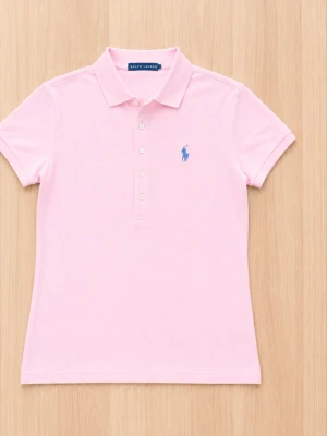 Ralph Lauren piké - Tjena, jag säljer en riktigt snygg Ralph Lauren piké😁 Den är i mycket bra skick och har inga fläckar eller skador☺️ Den är självklart äkta✅ Skicka om du har några frågor😄