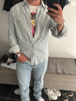 Ralph Lauren skjorta - Snygg skjorta från Ralph Lauren Denim. Hör av dig vid funderingar! 👍