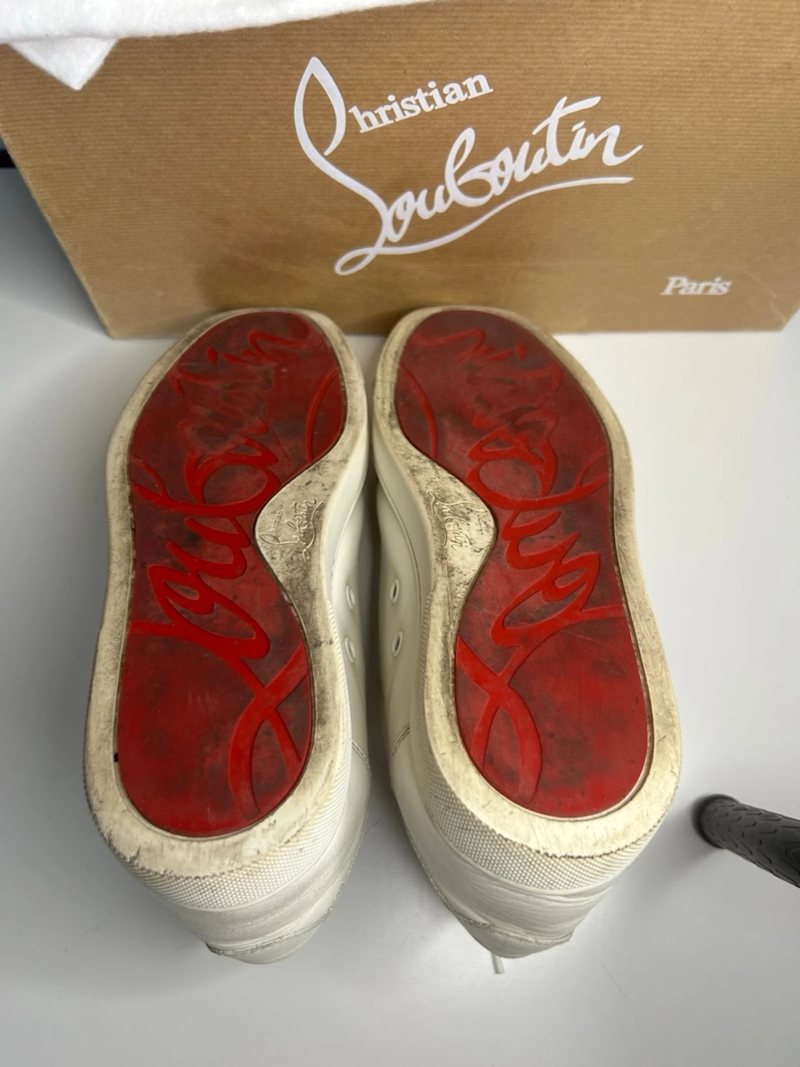 Vita sneakers från Christian Louboutin - 5