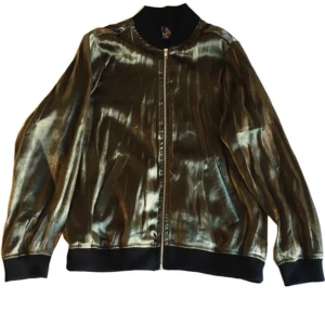 Vintage metallic jacka/ tygjacka/ bomberjacka, rock/ punk/ 60tal/ 70tal/ alt/ cyber/ 2000s/ 2000tal - Cool silver/guld/grön-färgad jacka/ kofta med muddar från Beyond Retro! Ser i princip oanvänd ut