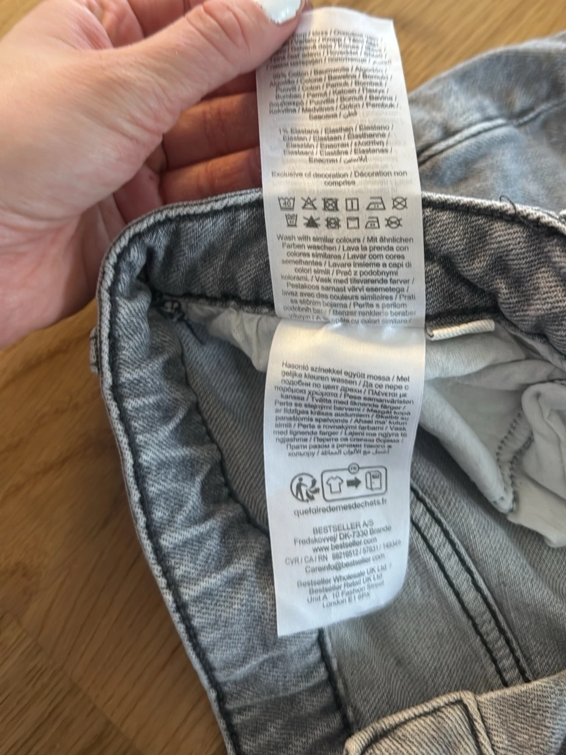 Grå denimshorts från ONLY - 3