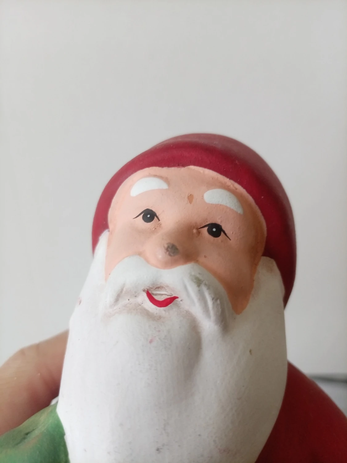 Tomtefigur i keramik med säck - 1