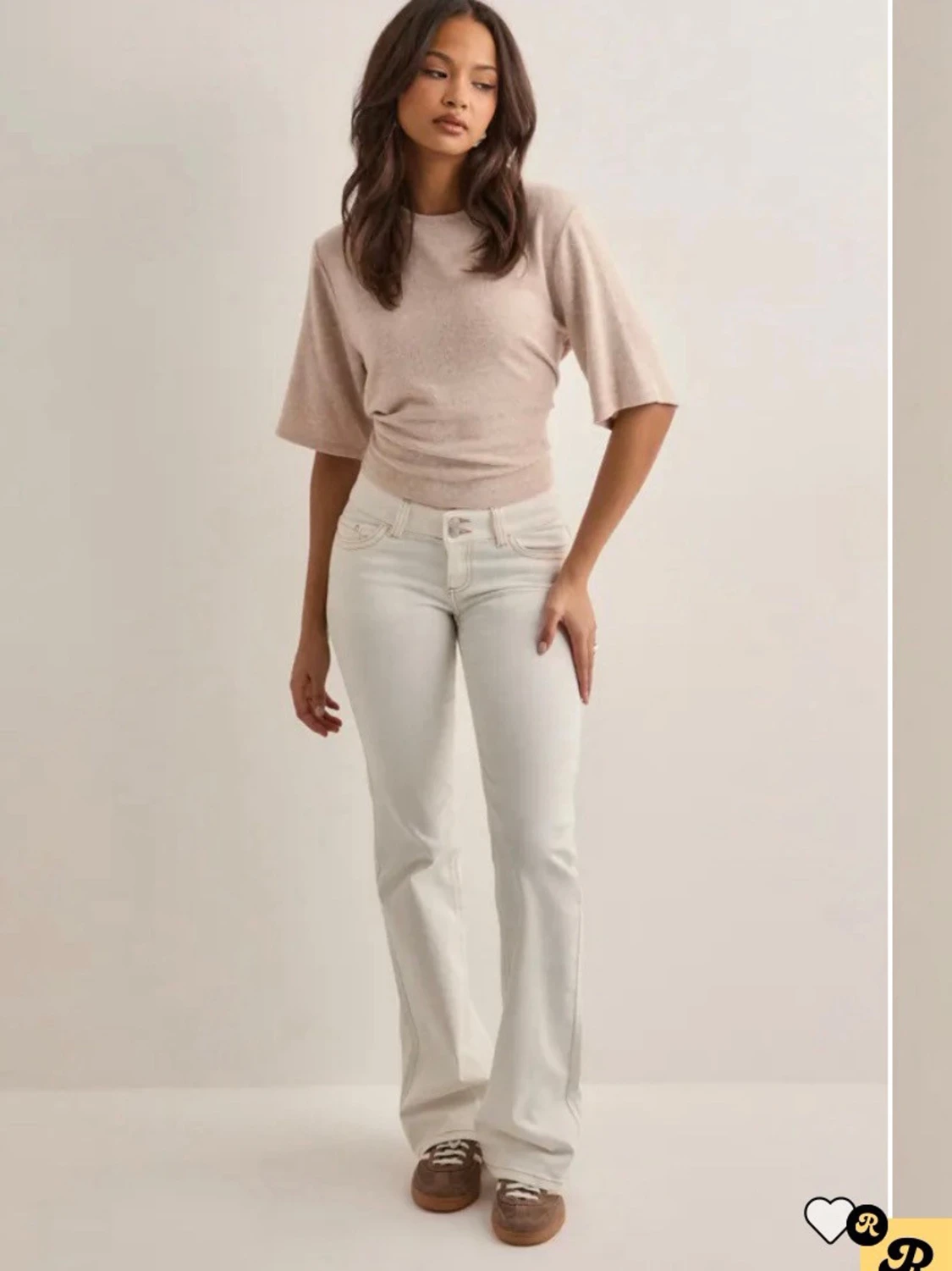 Vita bootcut jeans i nyskick str 36