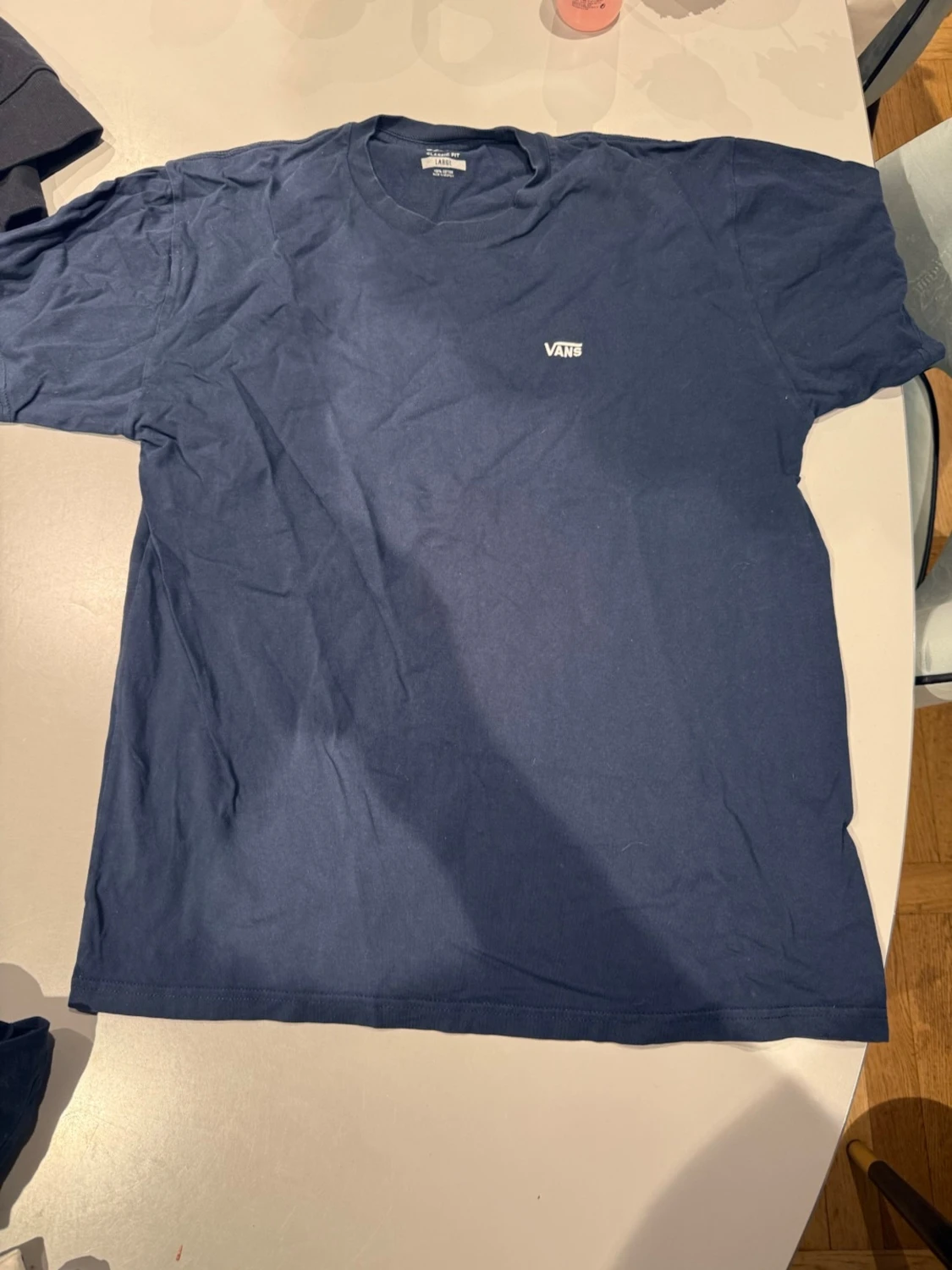 Mörkblå t-shirt från Vans