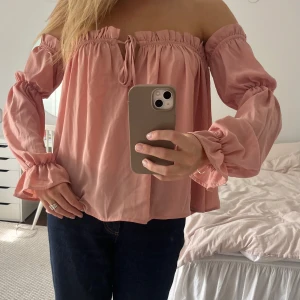 Rosa offshoulder topp - Söt offshoulder blus 