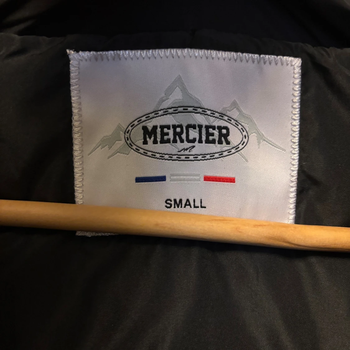 Svart dunväst från Mercier - 3