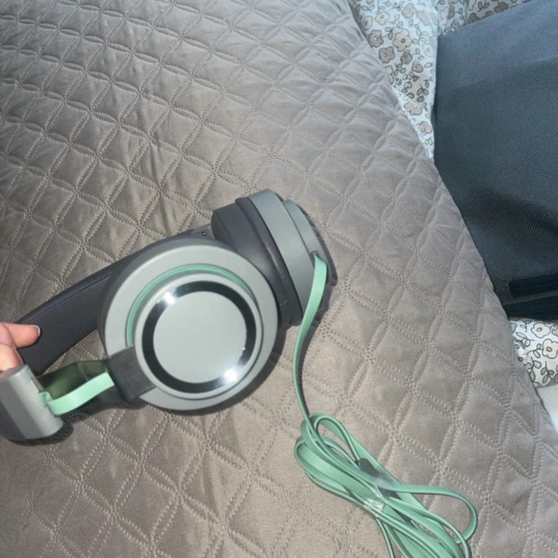 Kabelanslutna over-ear hörlurar - 2