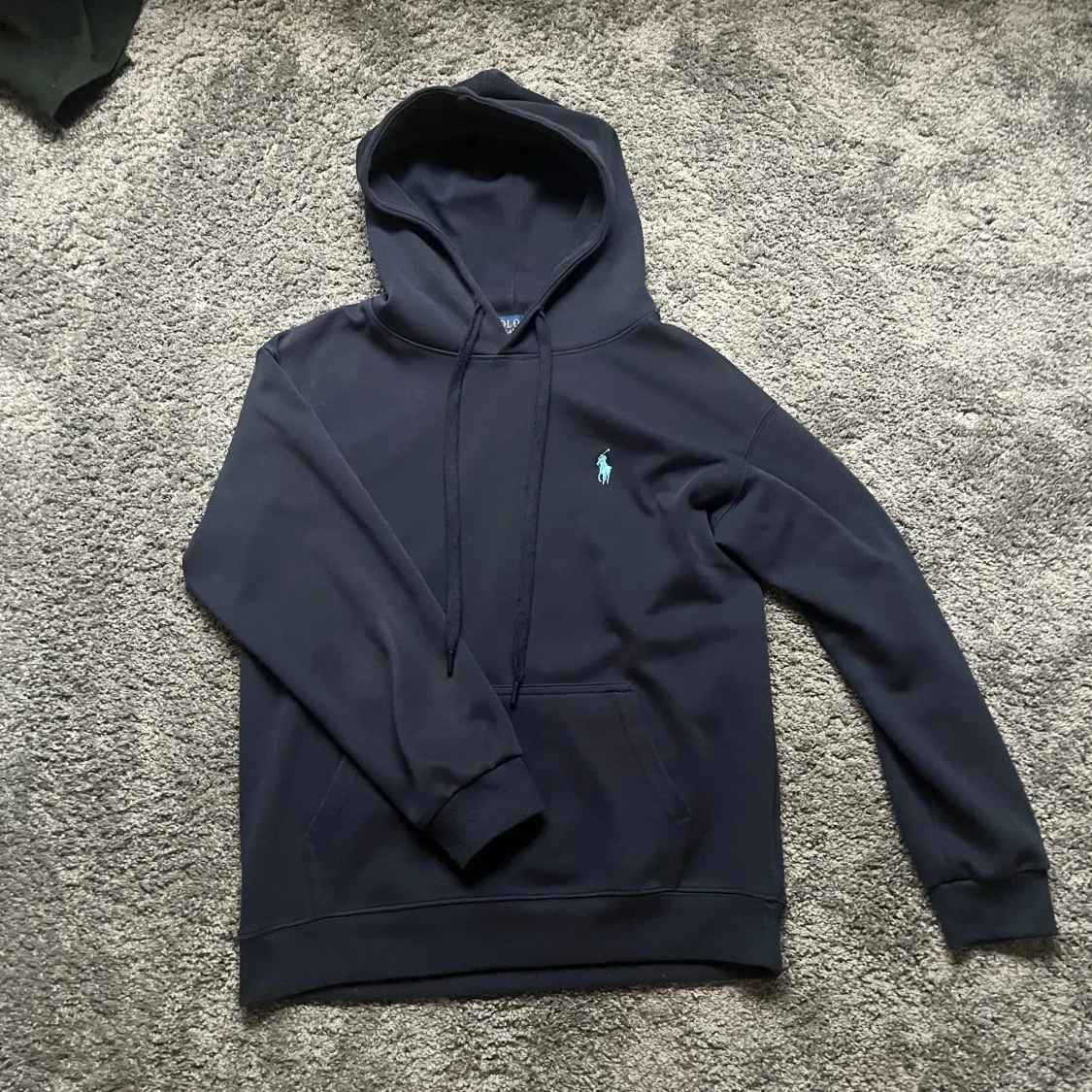Mörkblå hoodie från Polo Ralph Lauren