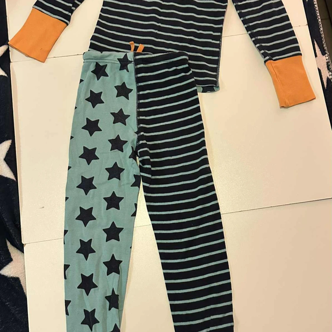 Polarn o pyret pyjamas strl 110/116 - 1