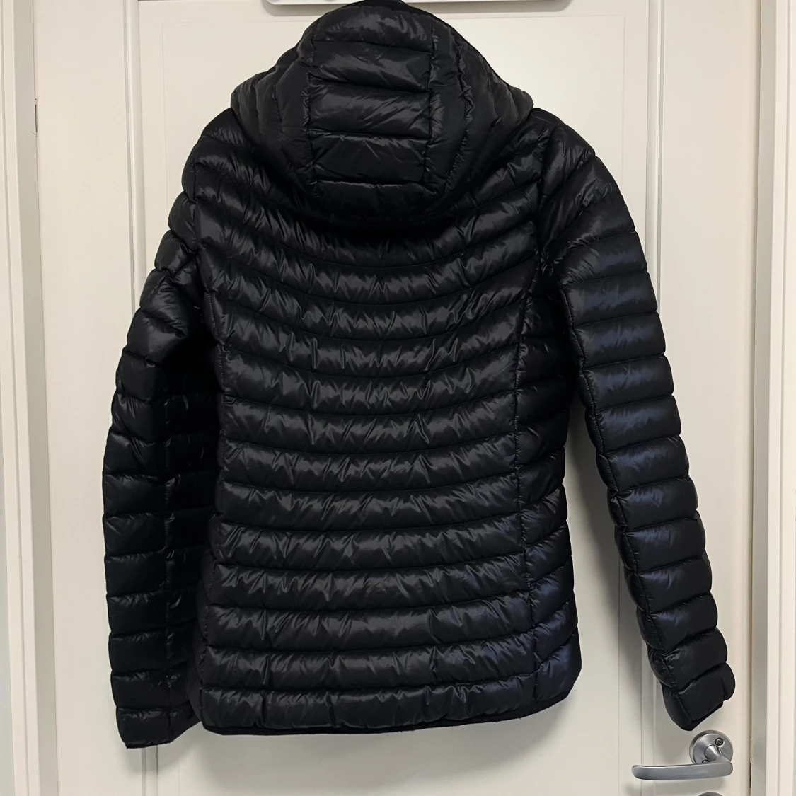 Svart pufferjacka från Everest - 2