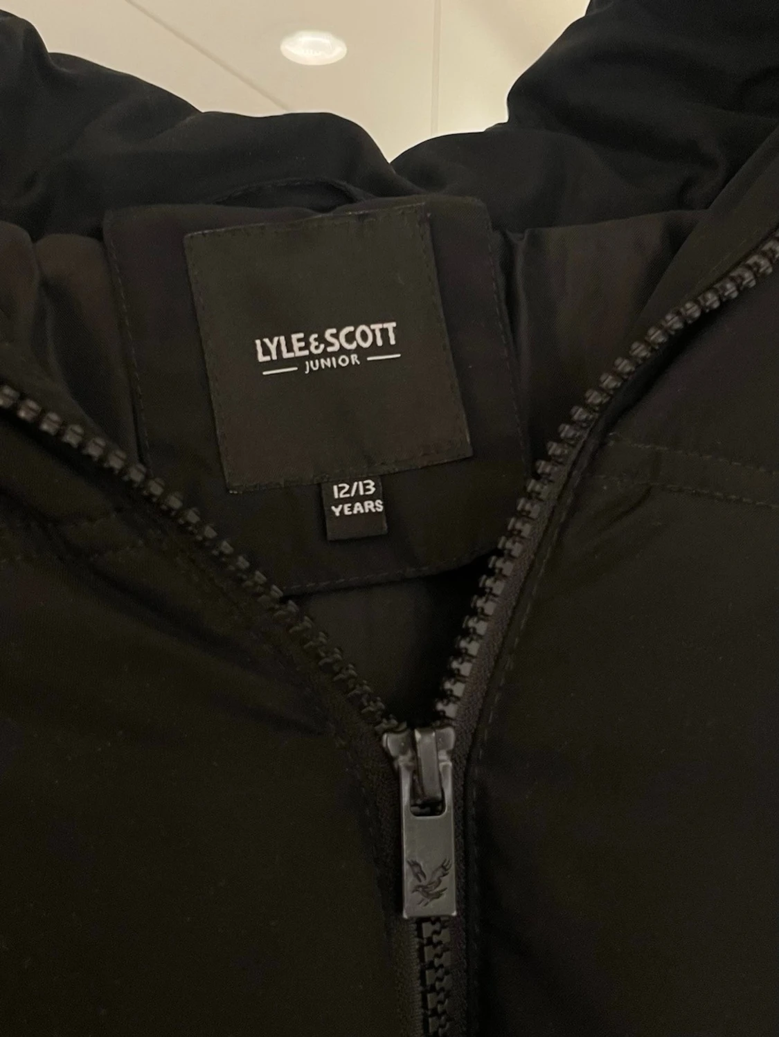 Svart Lyle & Scott Dunjacka - 3