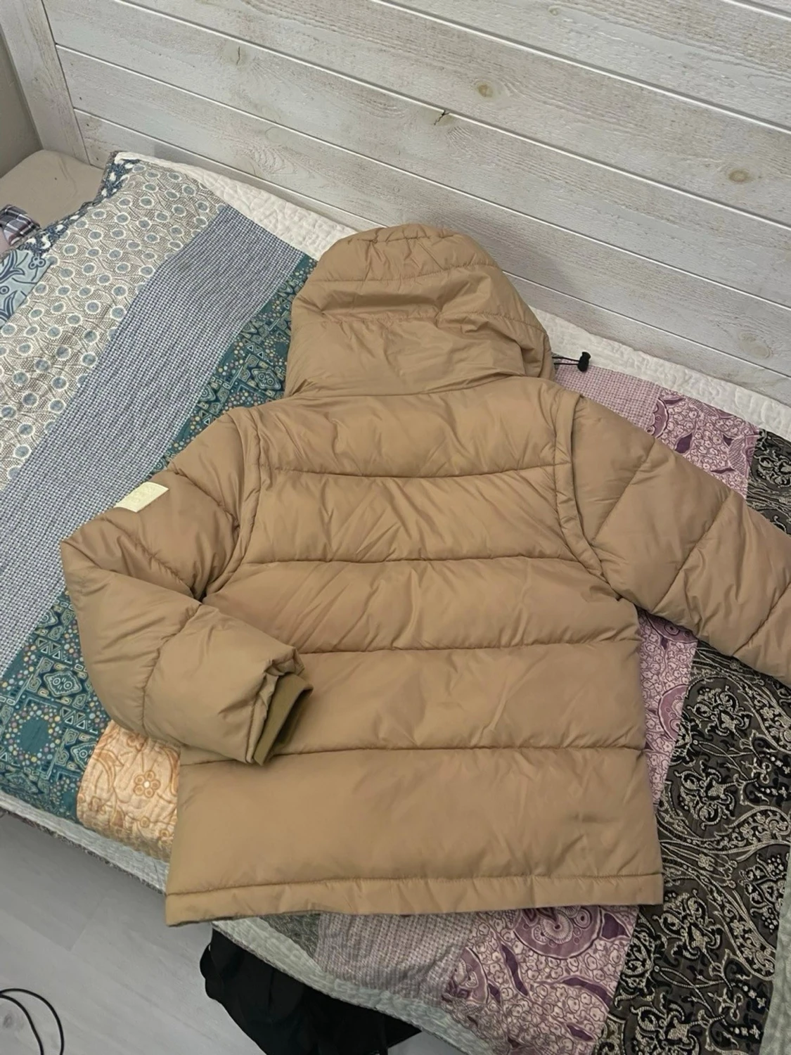 Beige pufferjacka från Burberry - 3