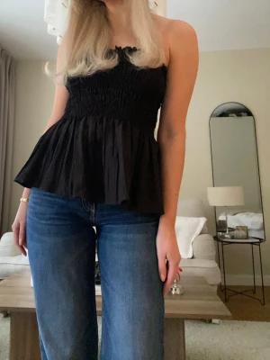 Volang topp - Superfin volangtopp från Zara💕