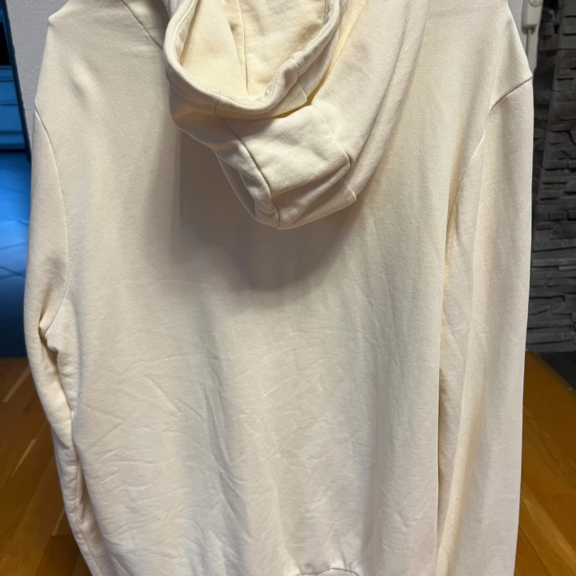 Vit hoodie från Lyle & Scott med dragkedja - 1