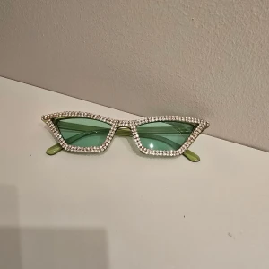 Solglasögon - Solglasögon