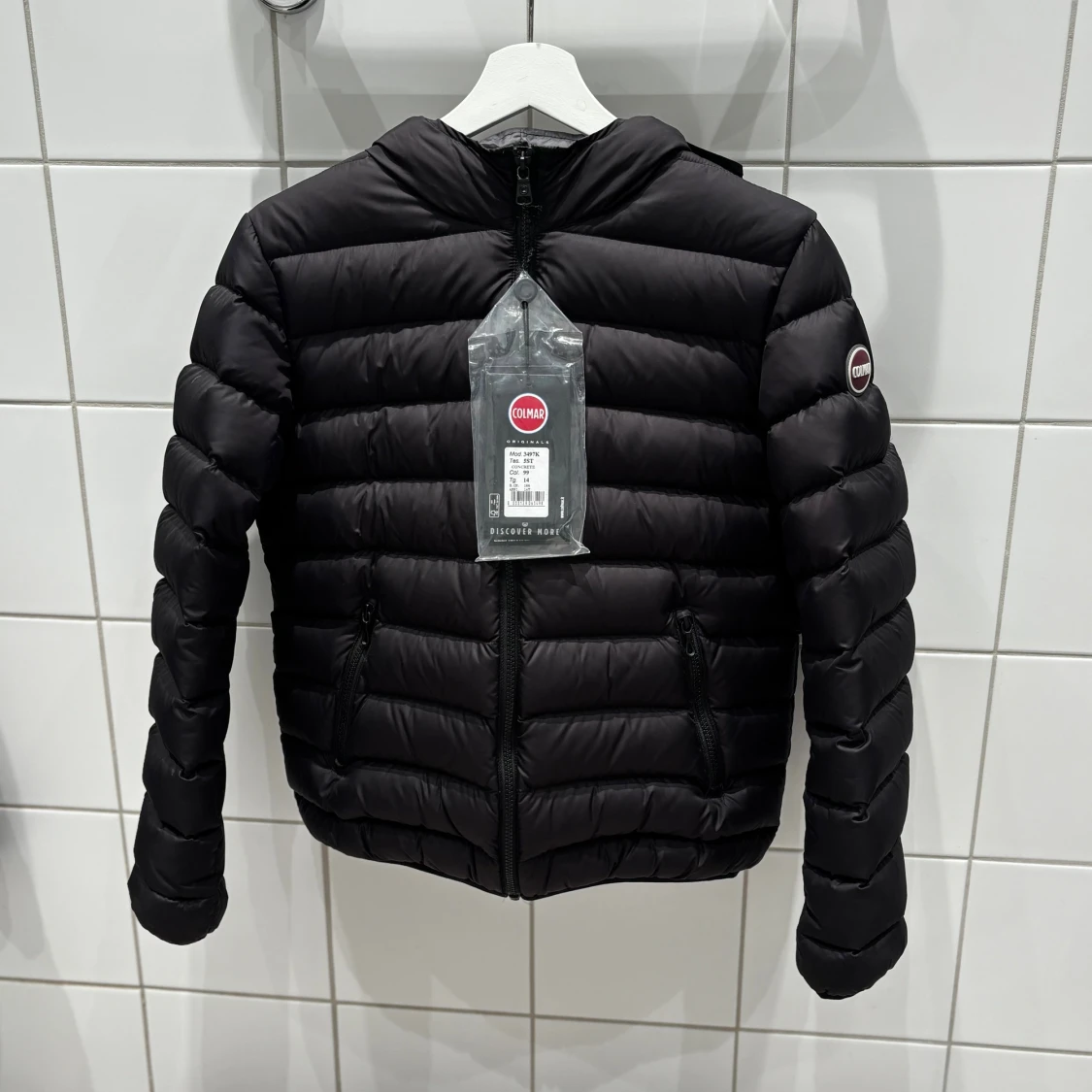 Svart Colmar pufferjacka med huva