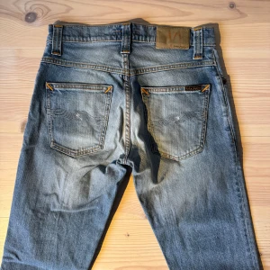 Nudie jeans grim tim - Nudie jeans (Grim tim) | Storlek: W28 L32 | Skick: 9/10 | Hör gärna av er vid frågor och funderingar! Pris går att diskutera vid smidig affär🤗